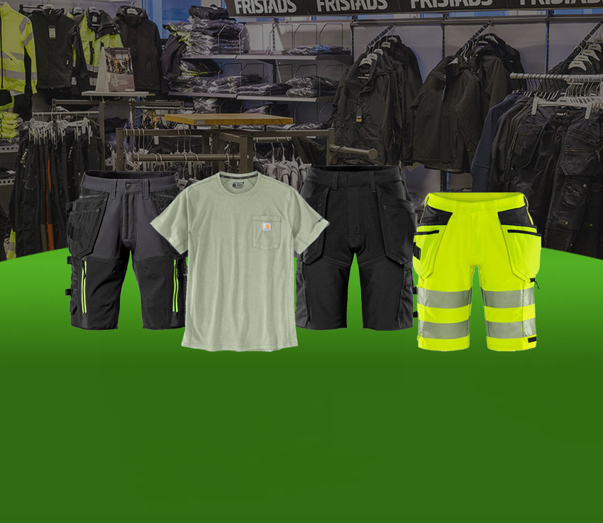 Rea arbetskläder. Tre shorts och en t-shirt med kort ärm. Finns fler om man trycker på knappen.